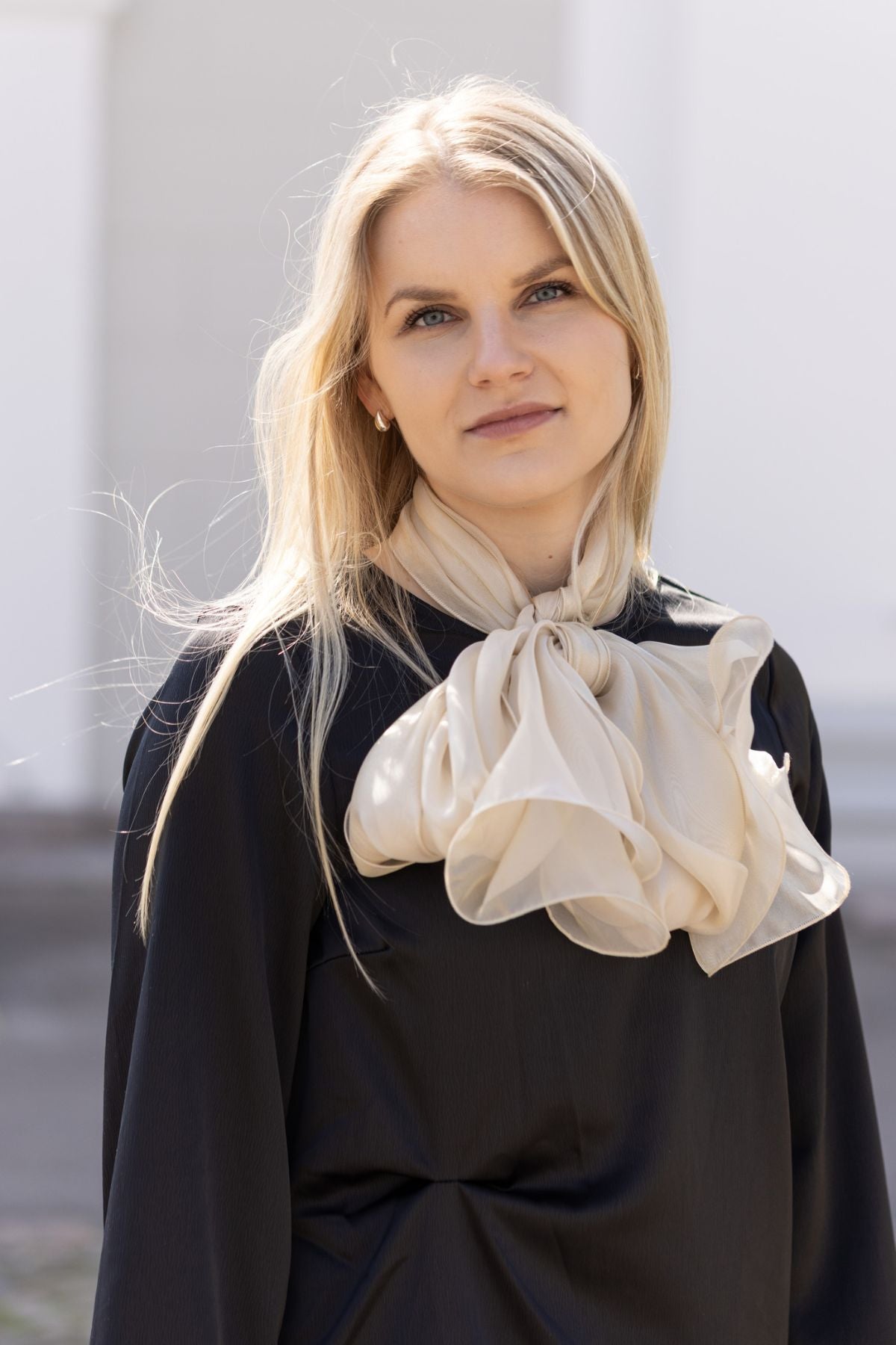 Elena -juhlahuivi