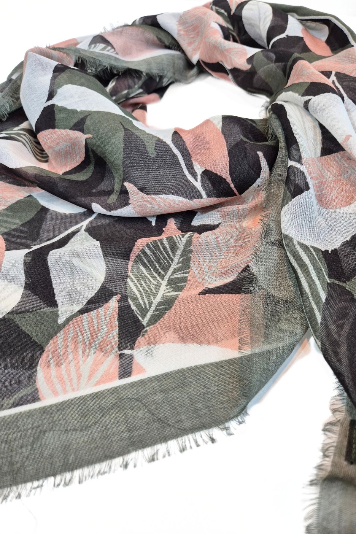 Maddy -lyocell-kaulahuivi