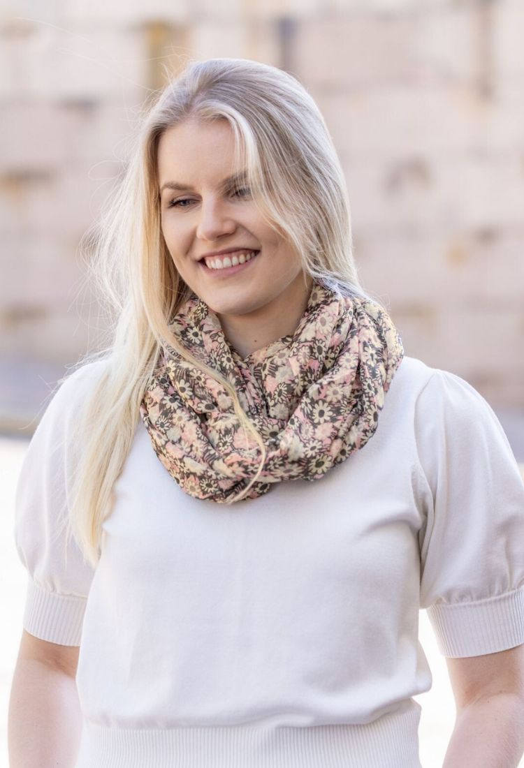 Moomin Little My silk loop scarf 70x80cm