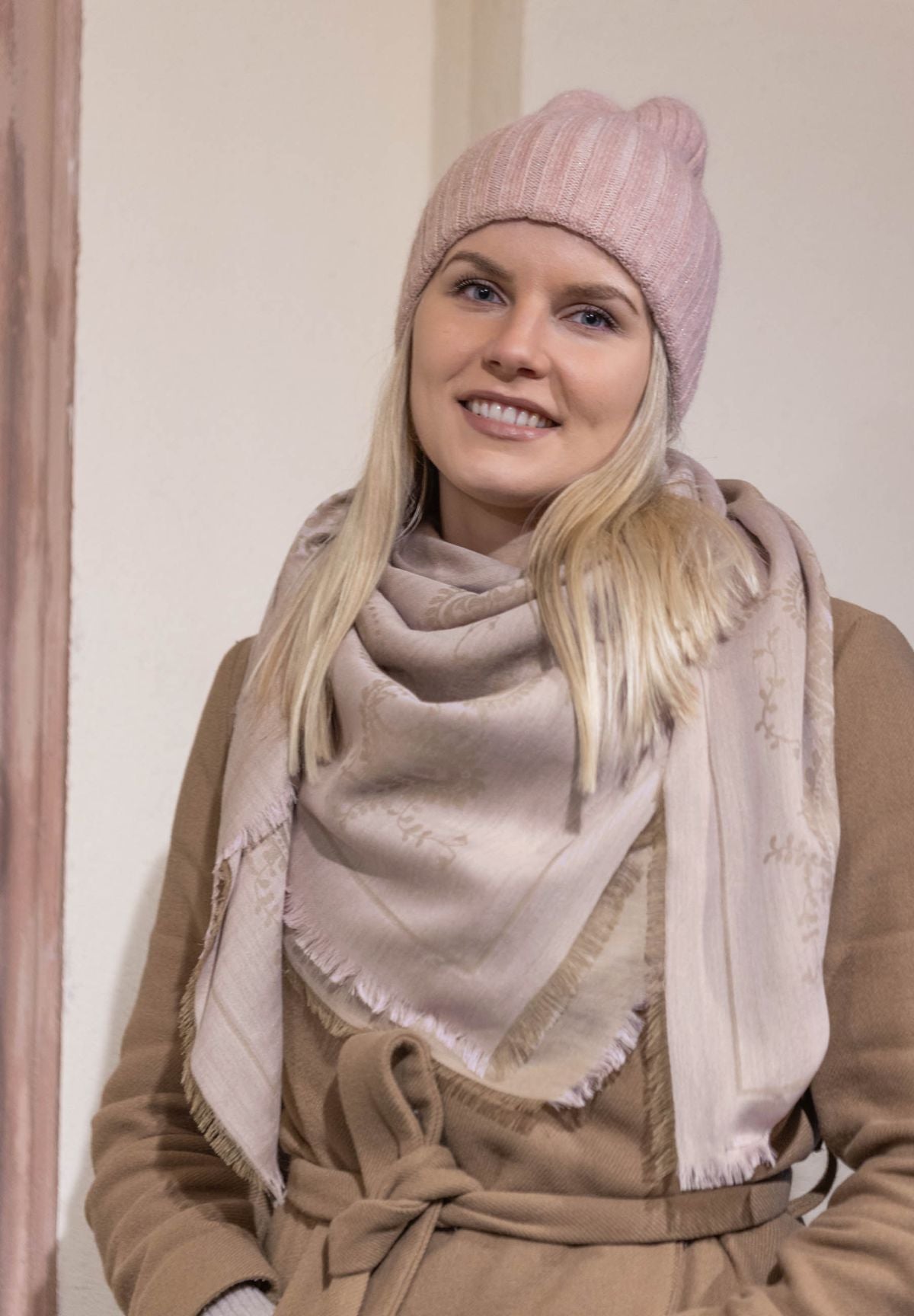 Veda - naisten kaulahuivi