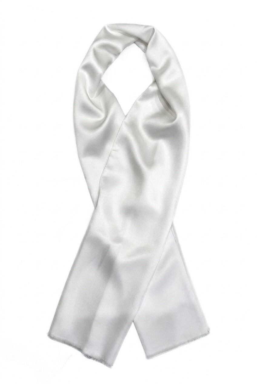 Seta - miesten valkoinen juhlahuivi