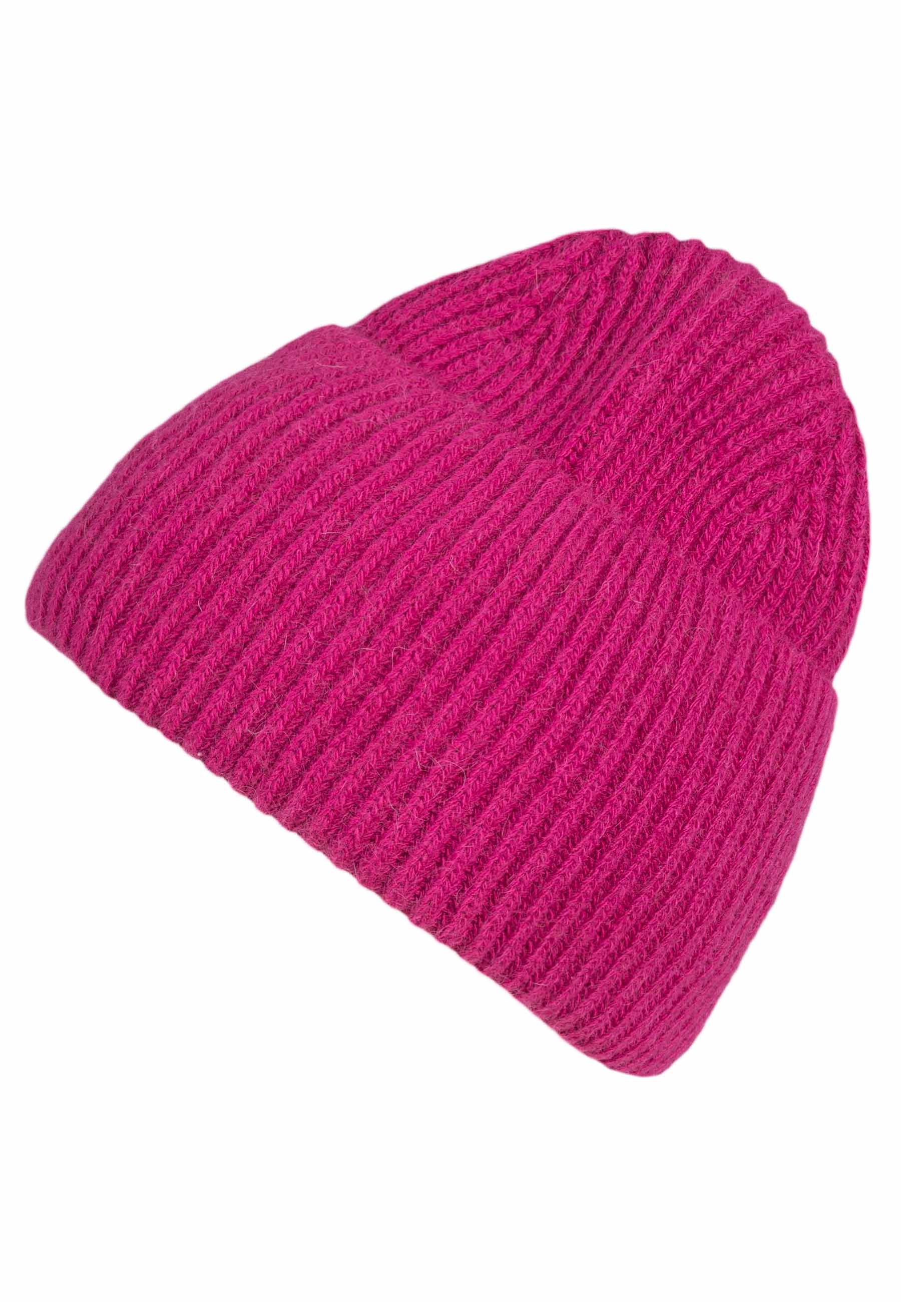 Kuvassa Halla pipo sivusta valkoisella taustalla värissä fuksia.