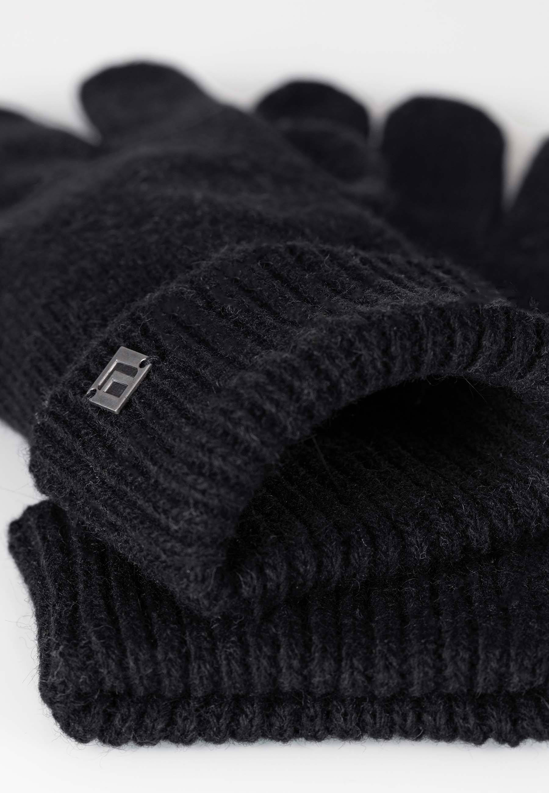 Sena neulekasineet neulesormikas 200 musta C3