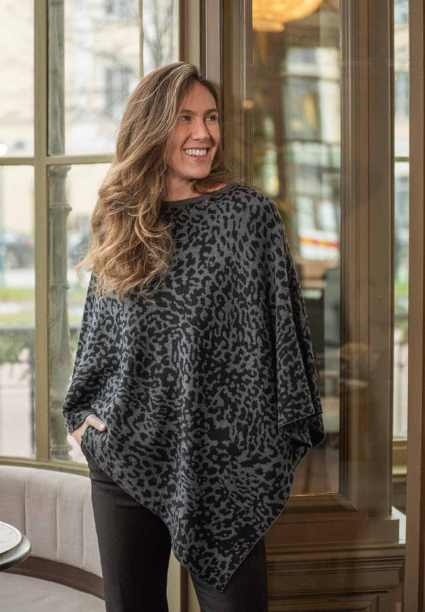 Amara - poncho