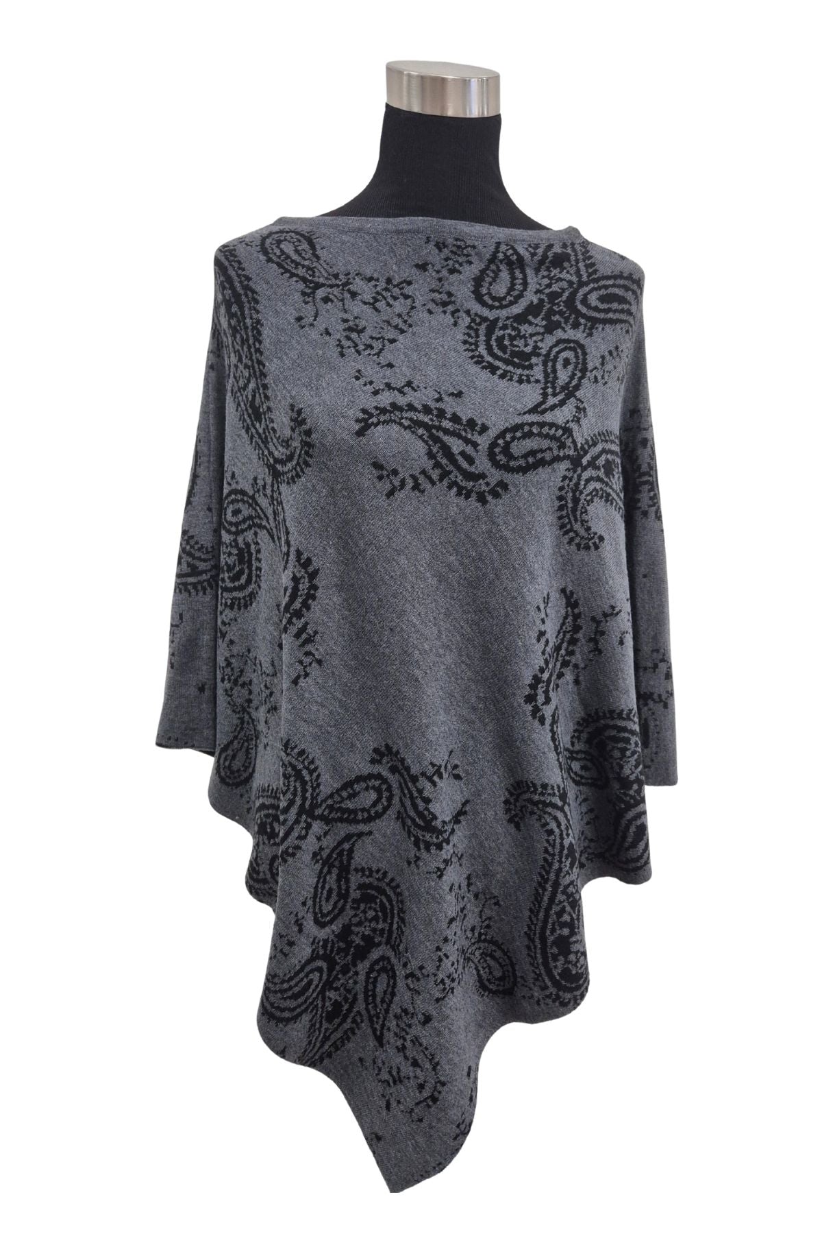 AW26 Emira poncho