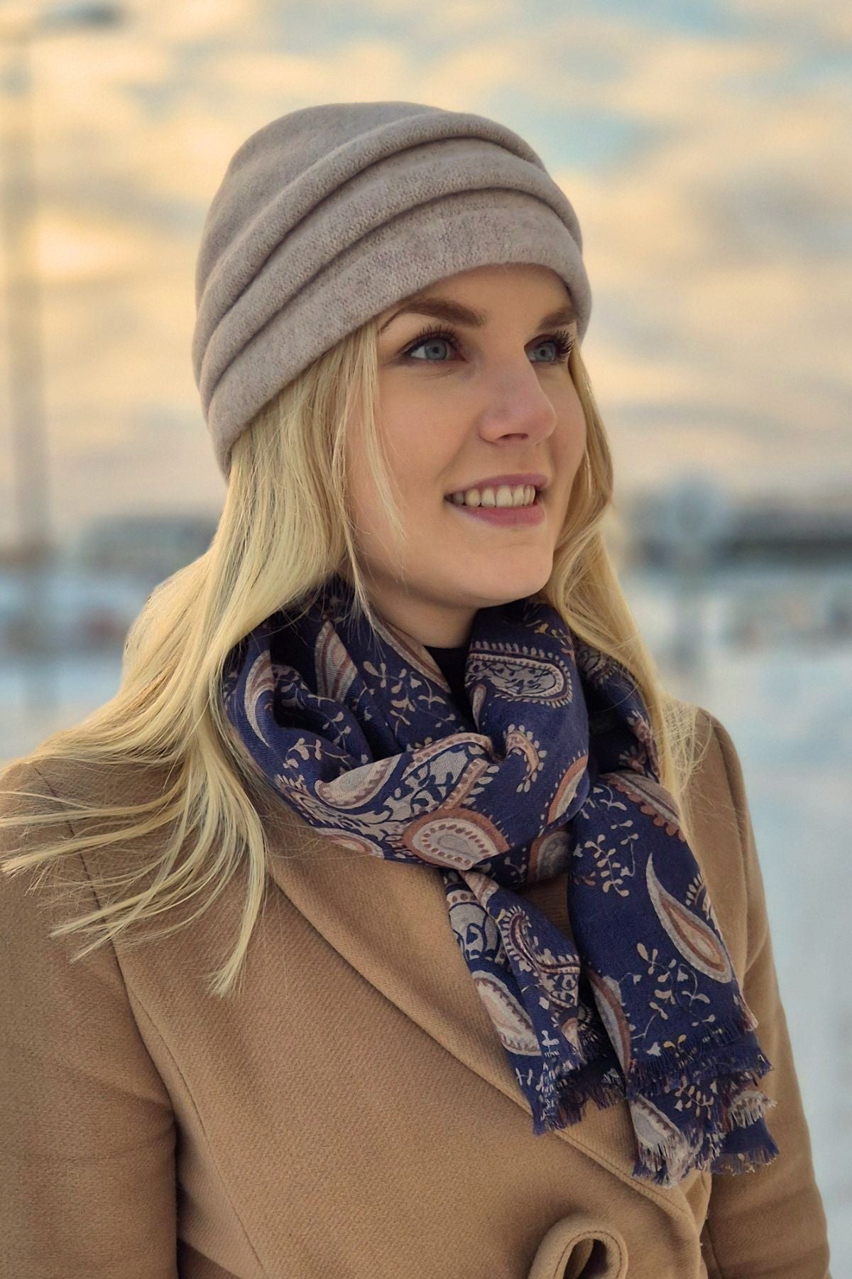 Gabriella villahattu - Lasessor La