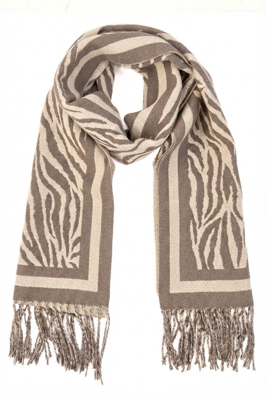 AW26 Geena knitted scarf