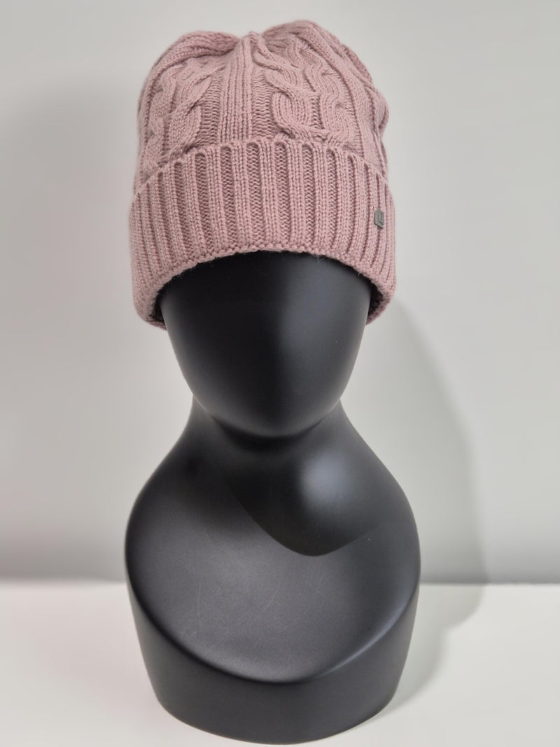 Indy plait beanie