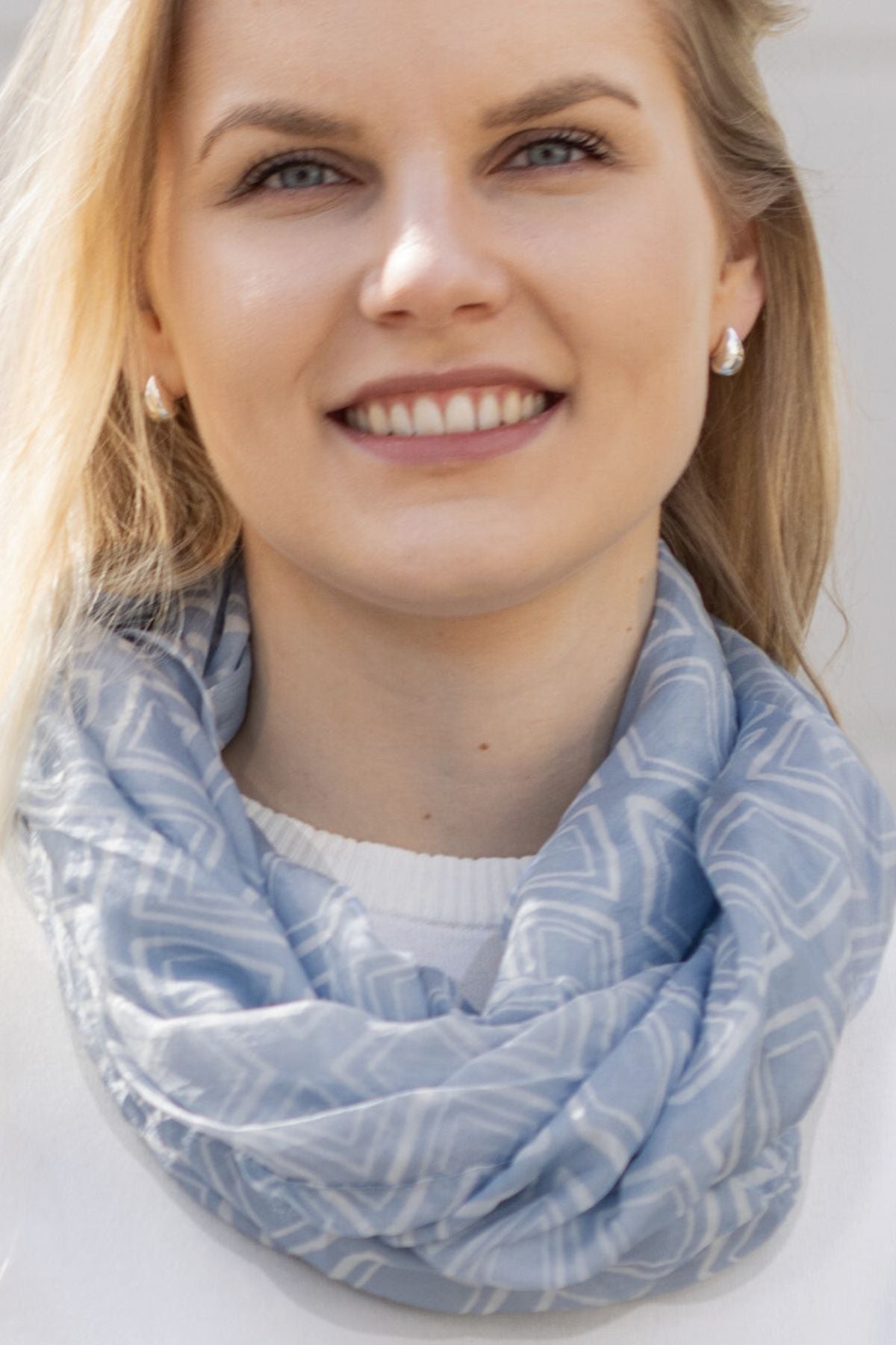 Paloma -tuubisilkkihuivi